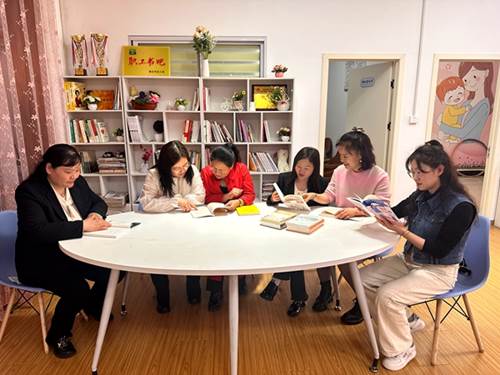 说明: //10.1.9.7:8080/_vsl/E1F3536E35EC61884159200452782A12/0EE2676C/4070E