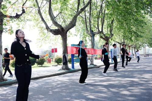 说明: //10.1.9.7:8080/_vsl/7A93590461D41059341B0928529DB49F/37BDC872/4F27D